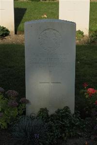 Vermelles British Cemetery - Shedden, William Kerr