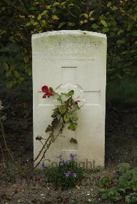 Vermelles British Cemetery - Sheldon, T