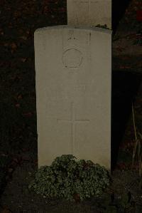 Vermelles British Cemetery - Shurety, H