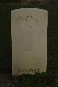 Vermelles British Cemetery - Simmons, Joseph