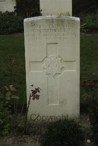 Vermelles British Cemetery - Skinner, Mark