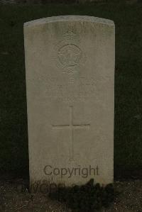 Vermelles British Cemetery - Smith, W W