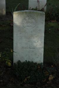 Vermelles British Cemetery - Smythe, J