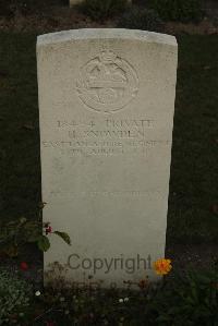 Vermelles British Cemetery - Snowden, H