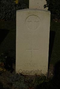 Vermelles British Cemetery - Sullivan, John