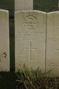 Vermelles British Cemetery - Tunnicliffe, Enoch