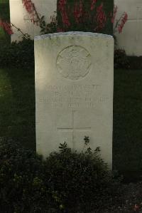 Vermelles British Cemetery - Turner, R
