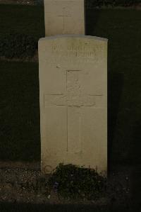 Vermelles British Cemetery - Tweedie, Leslie Kinloch