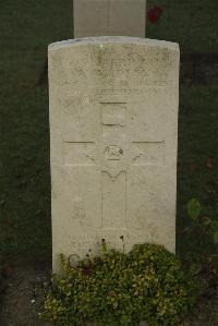 Vermelles British Cemetery - Wadley, William
