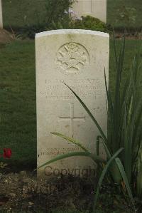 Vermelles British Cemetery - Walker, George Fredrick