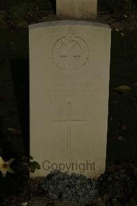 Vermelles British Cemetery - Walmsley, John