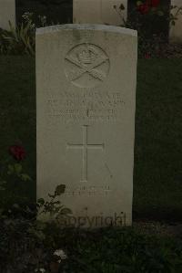 Vermelles British Cemetery - Wand, Reginald