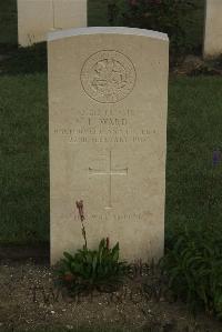 Vermelles British Cemetery - Ward, Leonard