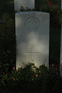 Vermelles British Cemetery - West, Walter