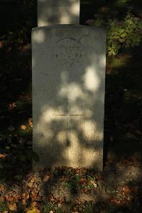 Vermelles British Cemetery - Whelton, Daniel
