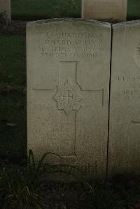 Vermelles British Cemetery - Wilcox, Bernard