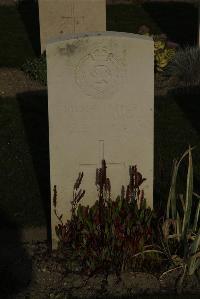 Vermelles British Cemetery - Williamson, J A