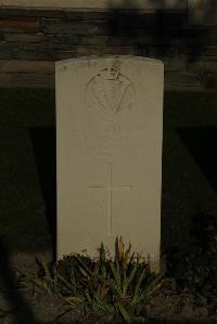 Vermelles British Cemetery - Wilson, F