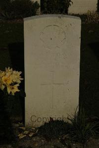 Vermelles British Cemetery - Wilson, J E