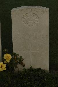Vermelles British Cemetery - Winfield, Owen Turner