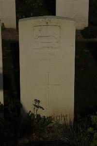 Vermelles British Cemetery - Winteringham, Richard Henry