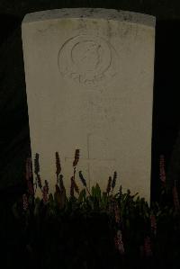 Vermelles British Cemetery - Wiseman, J M