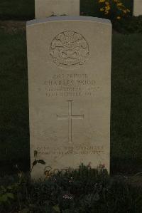 Vermelles British Cemetery - Wood, Charles
