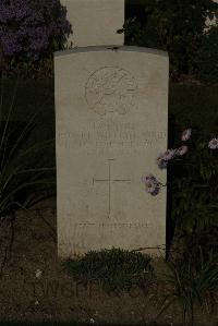 Vermelles British Cemetery - Wood, Robert William
