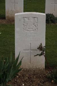 Wancourt British Cemetery - Bell, W