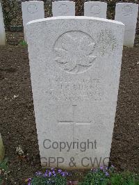 Wancourt British Cemetery - Burns, E H G
