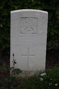 Wancourt British Cemetery - Caswell, S J