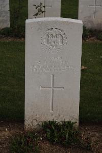 Wancourt British Cemetery - Cherry, Alfred Douglas