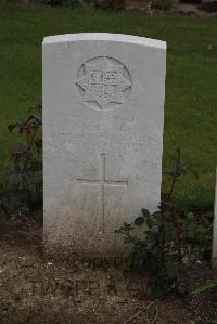 Wancourt British Cemetery - Clare, A L