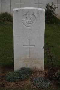 Wancourt British Cemetery - Clark, Leonard