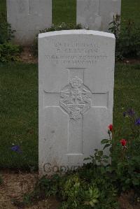Wancourt British Cemetery - Clayton, B