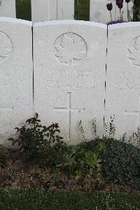 Wancourt British Cemetery - Cooper, H S