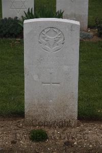 Wancourt British Cemetery - Crouch, Edwin George