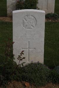 Wancourt British Cemetery - Davis, A H