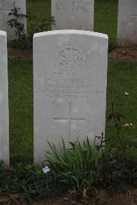 Wancourt British Cemetery - Davison, H N
