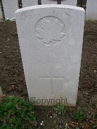 Wancourt British Cemetery - Dickinson, Richard