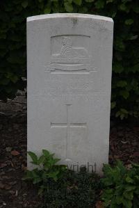 Wancourt British Cemetery - Dobbs, C W