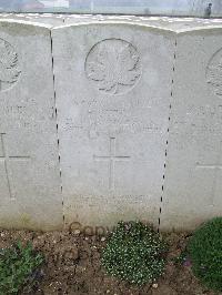 Wancourt British Cemetery - Dubois, B