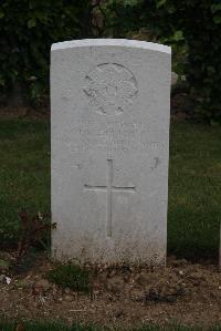 Wancourt British Cemetery - Elliott, J R