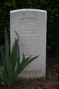 Wancourt British Cemetery - Freeston, J