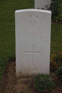 Wancourt British Cemetery - Fullbrook, C L
