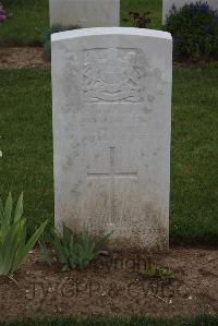 Wancourt British Cemetery - Green, F R