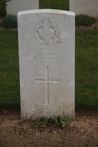 Wancourt British Cemetery - Hardy, W
