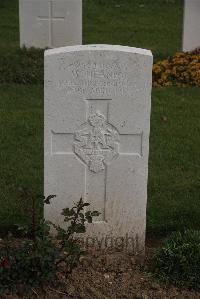 Wancourt British Cemetery - Heaney, W
