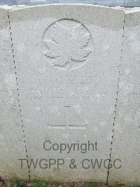 Wancourt British Cemetery - Hewitt, Tom