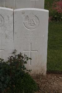 Wancourt British Cemetery - Higgins, J